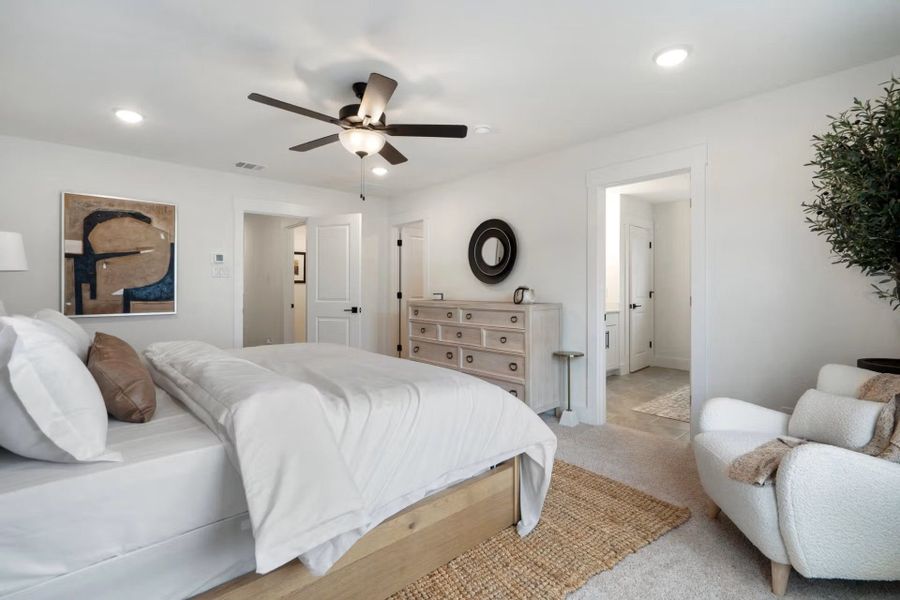 Furnished interior view inside a new home in Lake Park Villas, Wylie (Image 19).