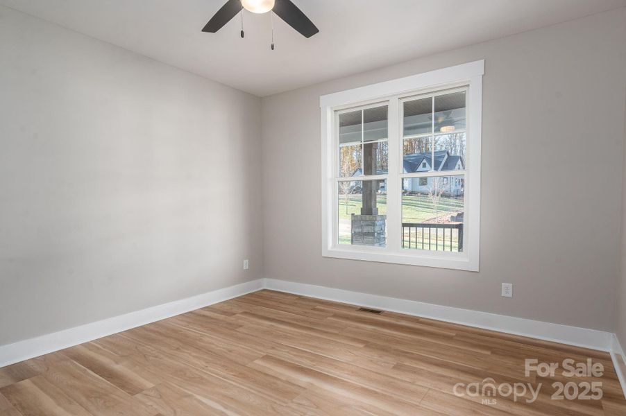 Spacious, unfurnished interior of a new home in , Lincolnton (Image 33).