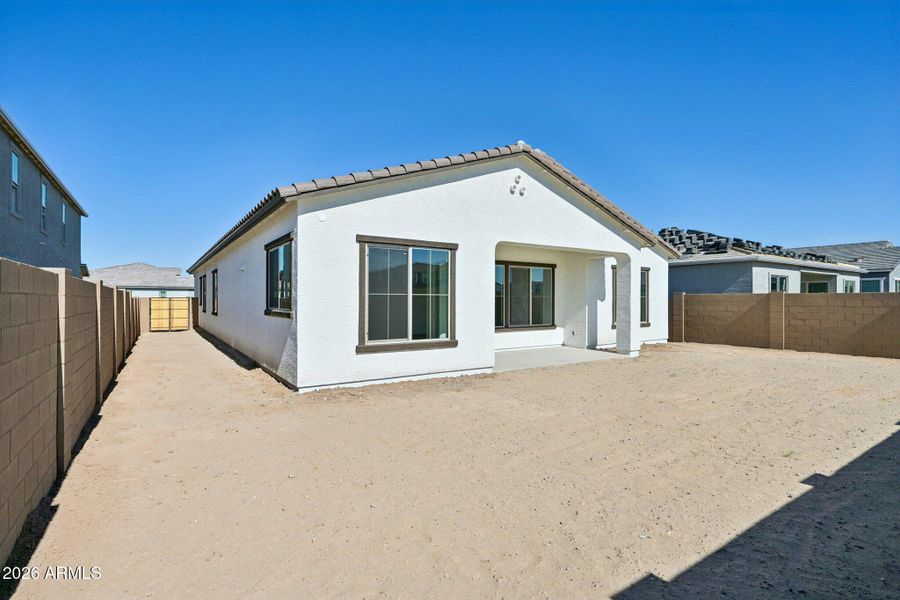 40-web-or-mls-E Saddle Way-S0902-040