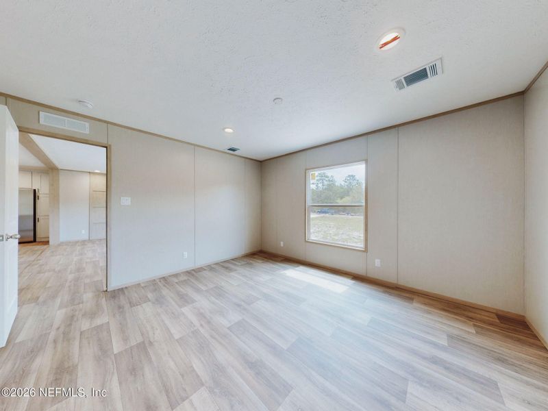 Spacious, unfurnished interior of a new home in , Keystone Heights (Image 35).
