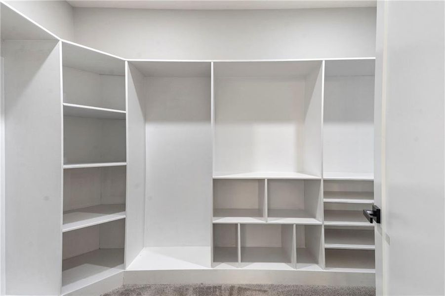 Image 48 of a home in .