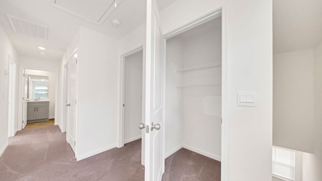 Spacious, unfurnished interior of a new home in Johnson Farms, Greeneville (Image 16). Spacious, unfurnished interior of a new home in Johnson Farms, Greeneville (Image 16).