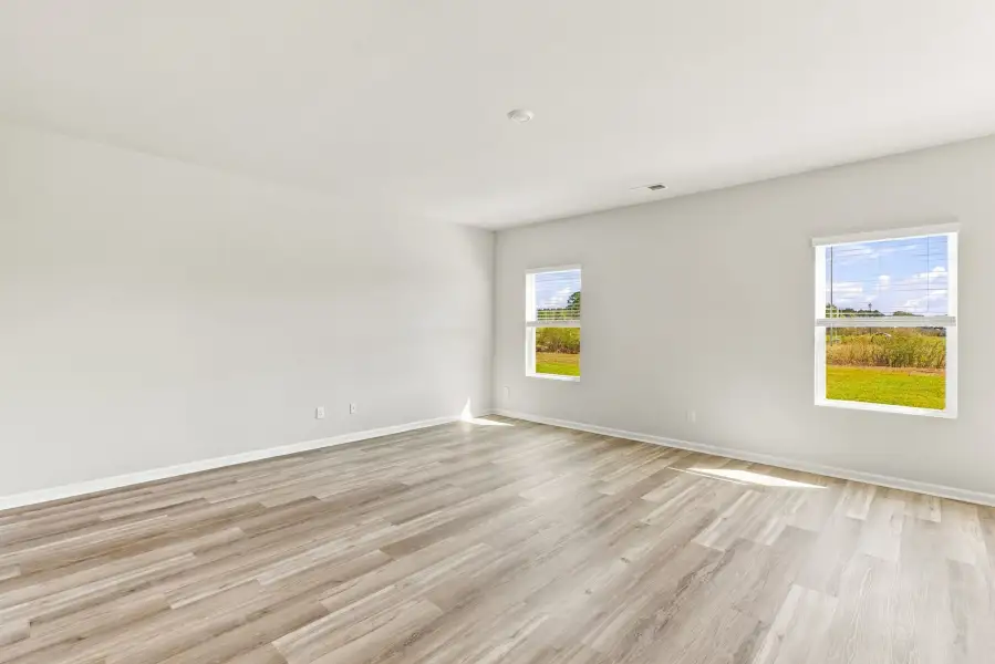 4br New Home in Richlands, NC.  - Slide 9