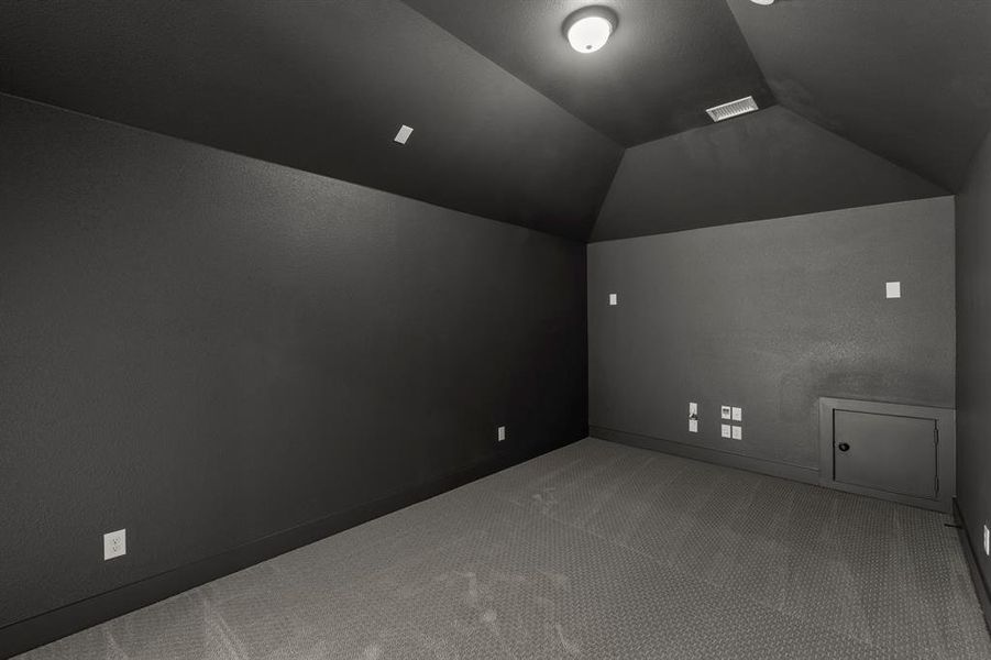 24. 1208 Unity Village - Media