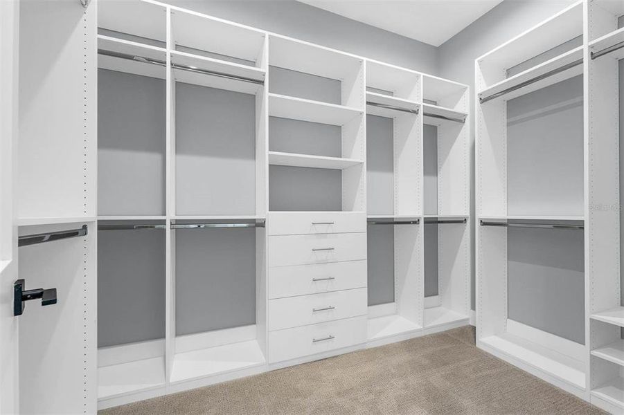 Furnished interior view inside a new home in , Orlando (Image 10).