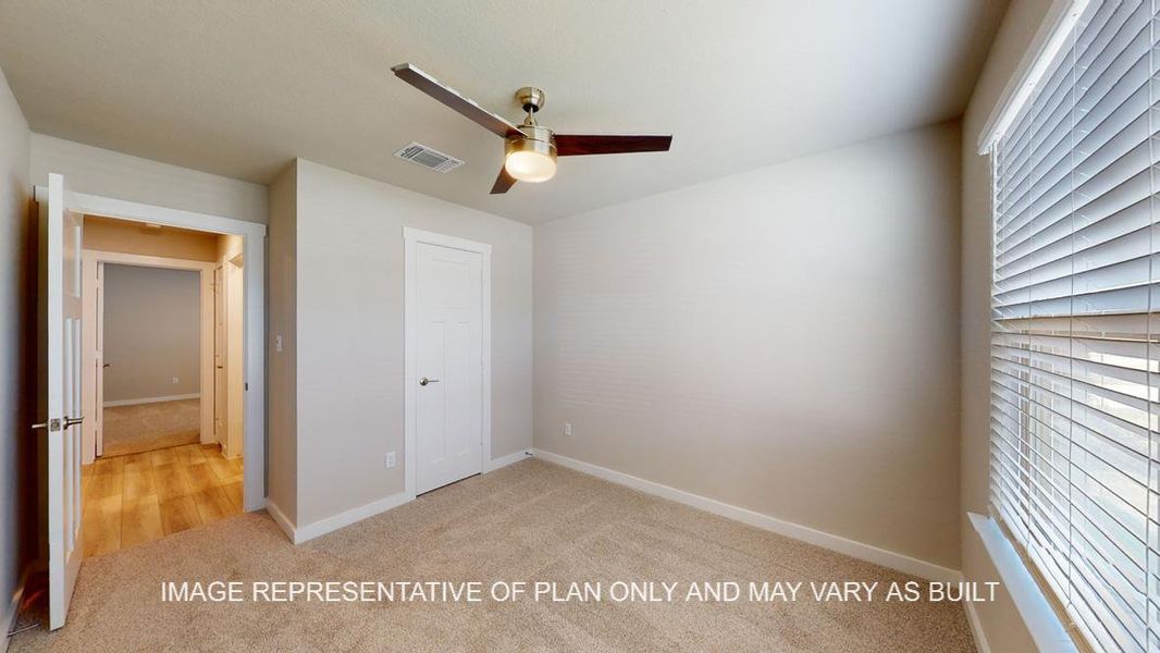 Spacious, unfurnished interior of a new home in Turnbo Ranch, Killeen (Image 17).