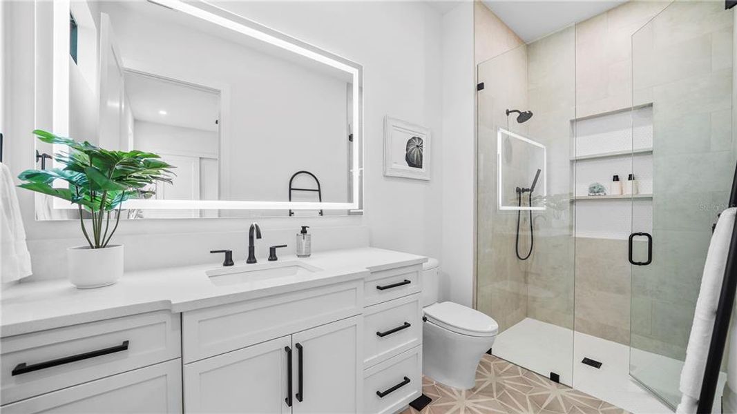 Furnished interior view inside a new home in , Sarasota (Image 13).