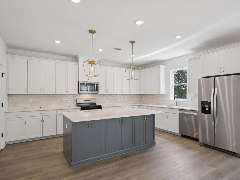 Furnished interior view inside a new home in Sycamore Grove, Murfreesboro (Image 3).