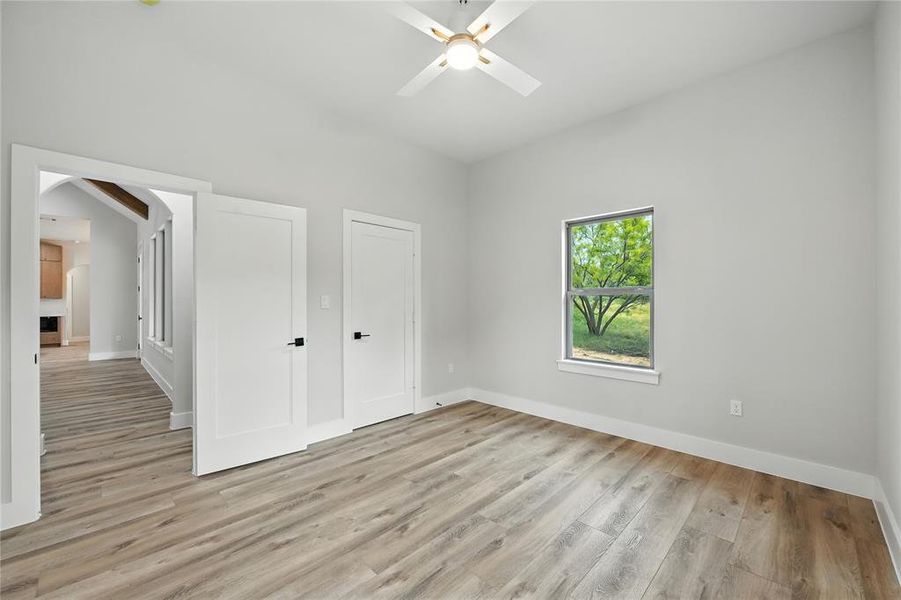 Spacious, unfurnished interior of a new home in , Weatherford (Image 18). Spacious, unfurnished interior of a new home in , Weatherford (Image 18).