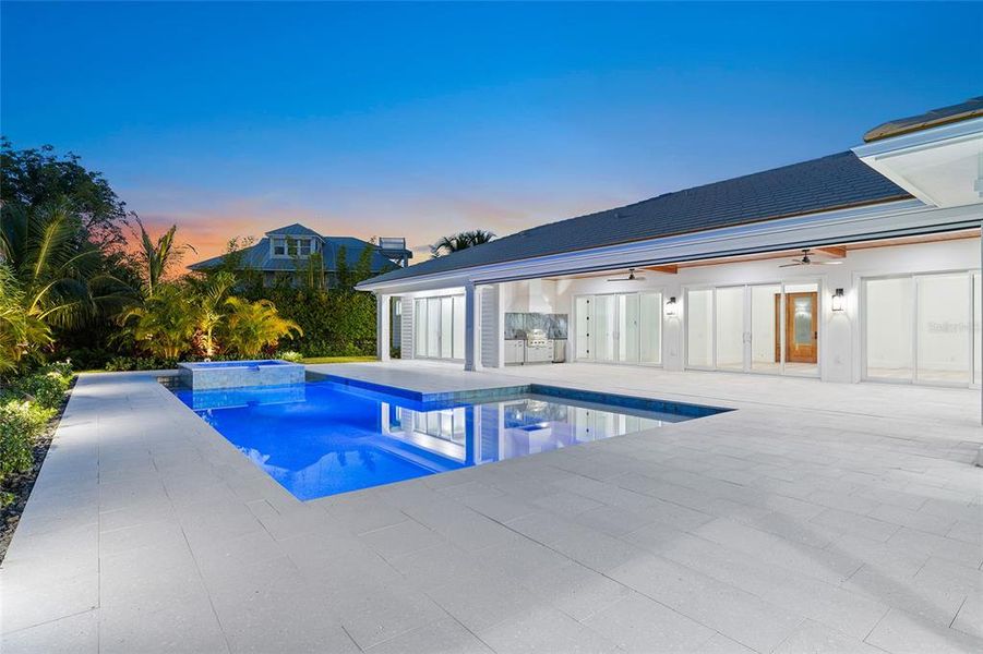 Community amenities in , Boca Grande (Image 40).