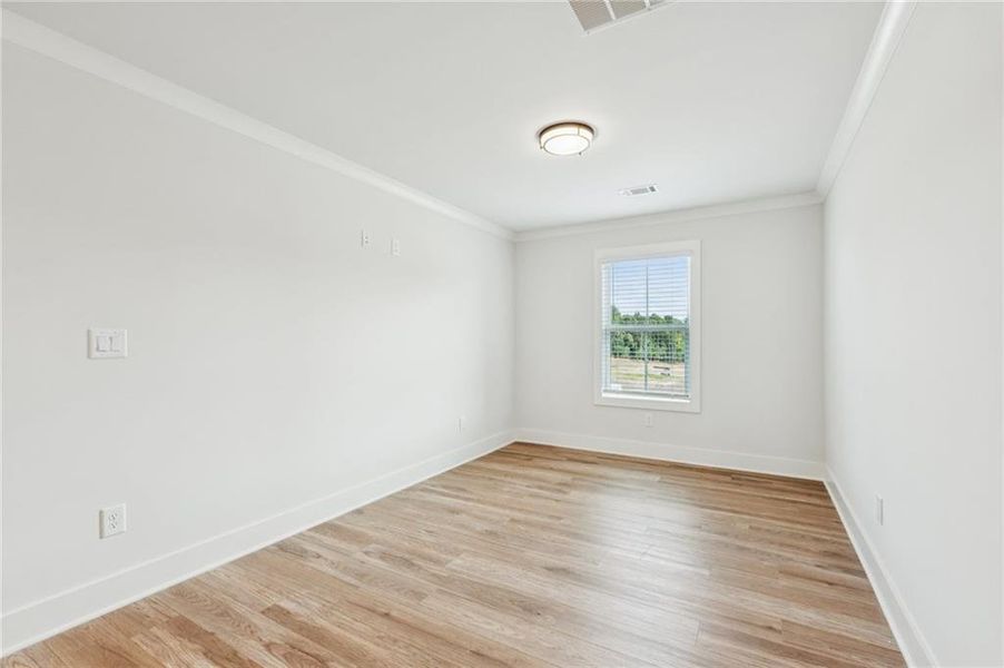 Spacious, unfurnished interior of a new home in , Lawrenceville (Image 33).