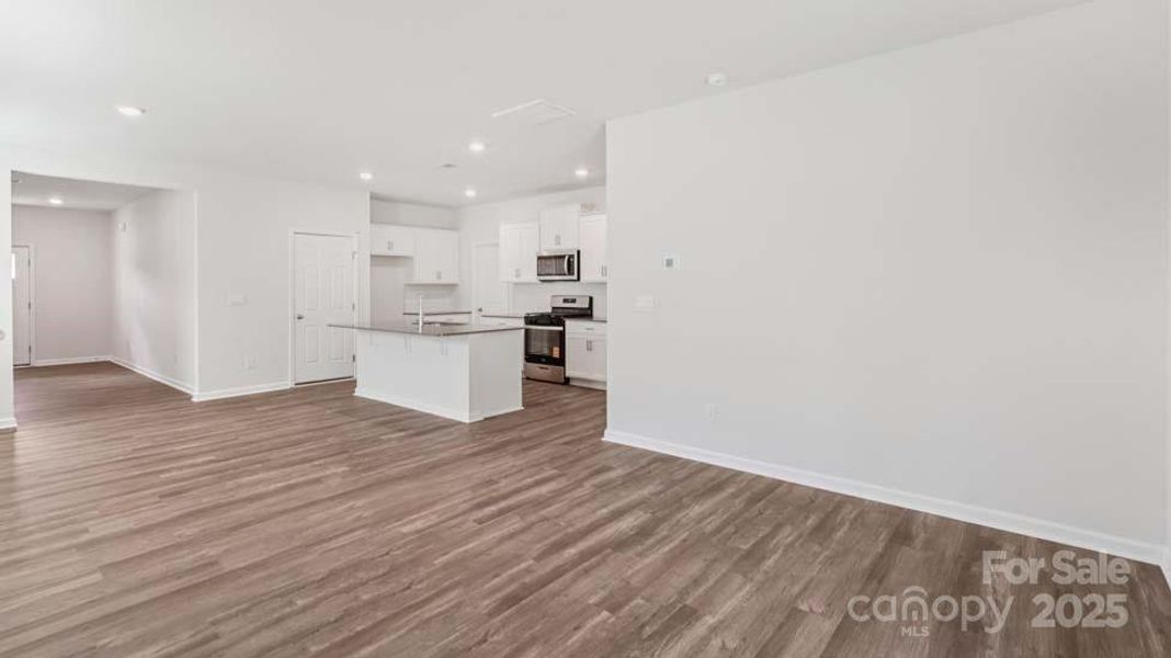 Spacious, unfurnished interior of a new home in Wallace Springs, Statesville (Image 21). Spacious, unfurnished interior of a new home in Wallace Springs, Statesville (Image 21).