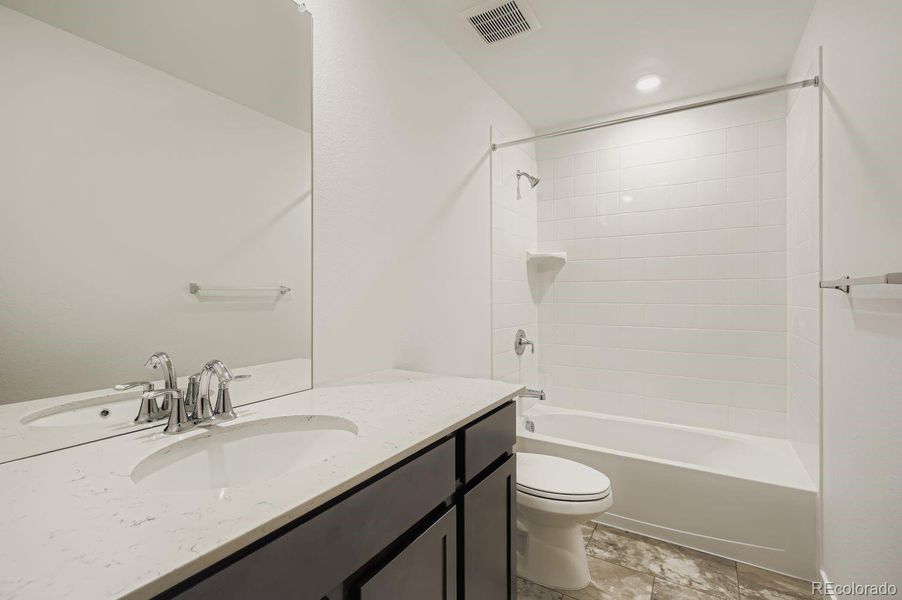 Image 16 of a home in Riano Ridge. Image 16 of a home in Riano Ridge.