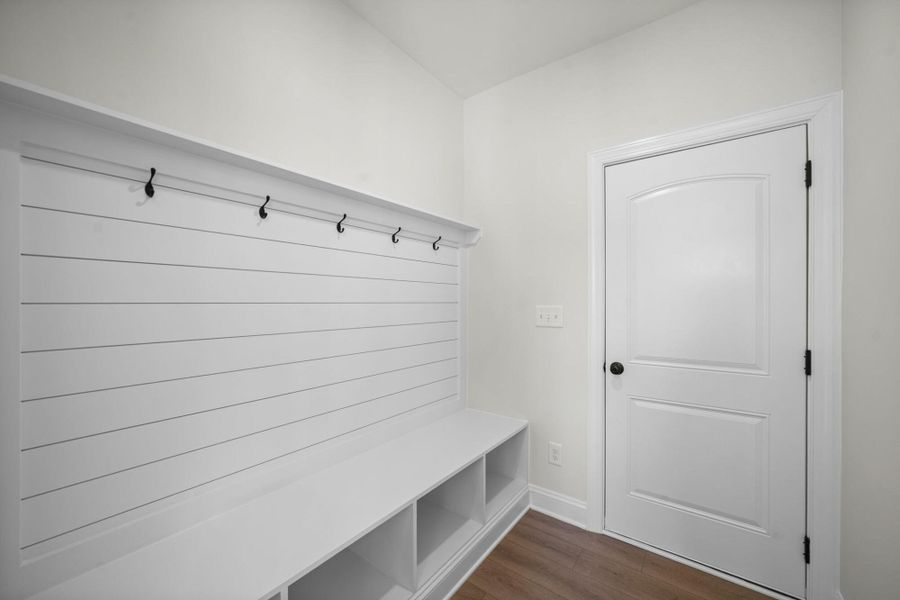 Spacious, unfurnished interior of a new home in Pisgah Park, Kernersville (Image 27).