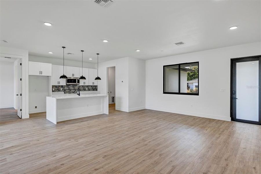 Spacious, unfurnished interior of a new home in , Port Charlotte (Image 41). Spacious, unfurnished interior of a new home in , Port Charlotte (Image 41).