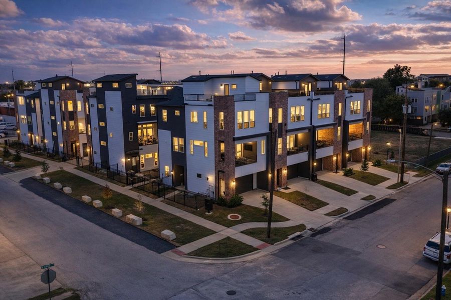 Blvd on Lamar in EaDo is the epitomy of modern industrial urban living