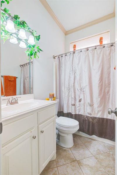 Furnished interior view inside a new home in , Powderly (Image 25).