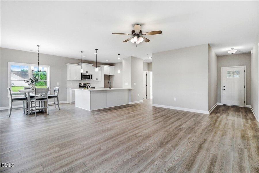 15-3803 Huntcliff Dr-14