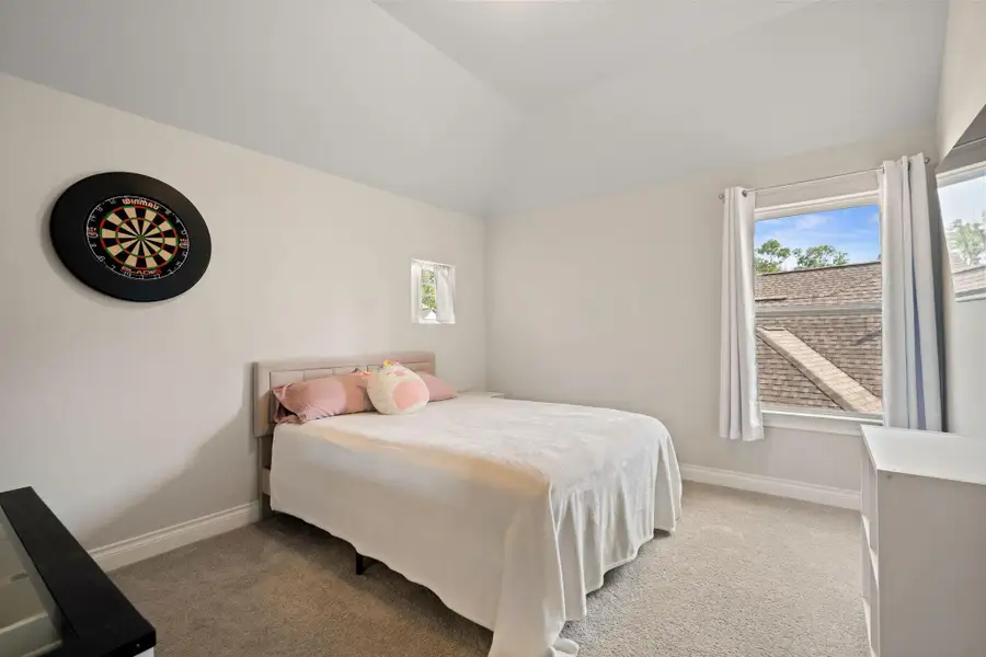 3rd bedroom - Upstairs 3rd bedroom - Upstairs