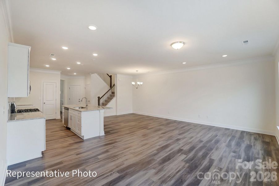 Spacious, unfurnished interior of a new home in Harrisburg Village, Harrisburg (Image 16).