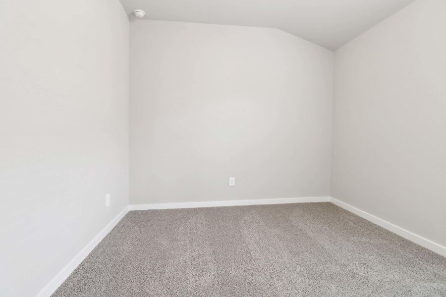 Spacious, unfurnished interior of a new home in Massey Oaks - Premier Series, Pearland (Image 28).