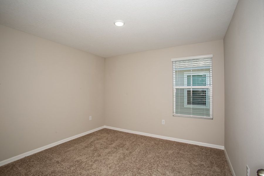 Spacious, unfurnished interior of a new home in Crosswinds, Haines City (Image 21).