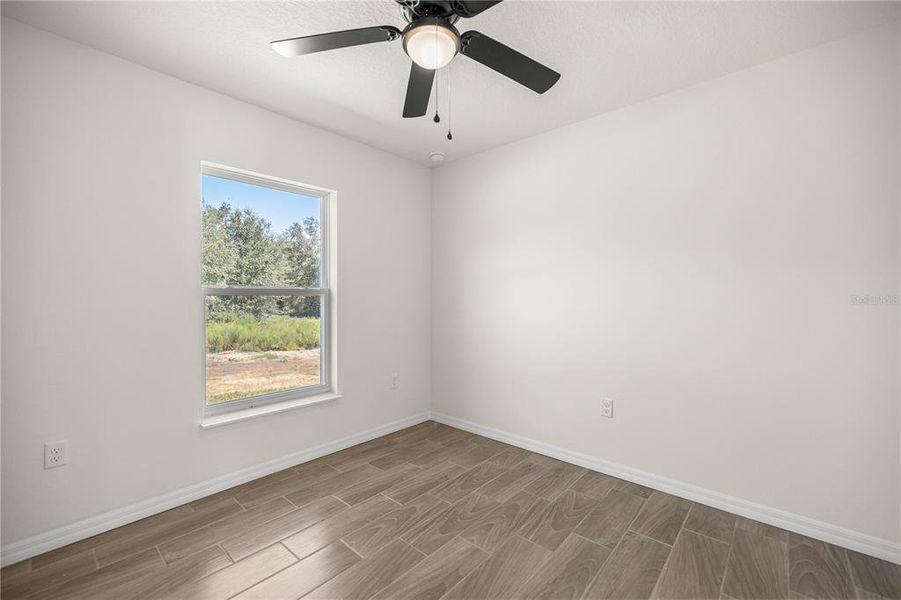 Spacious, unfurnished interior of a new home in , Ocala (Image 19).