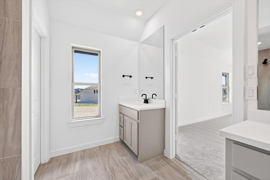 Flex Gen Suite Bathroom