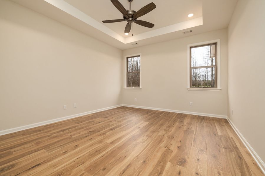 Representative unfurnished interior of a home built from the Canterbury by Grant Homes LLC in Valleybrook, Oakland (Image 11).
