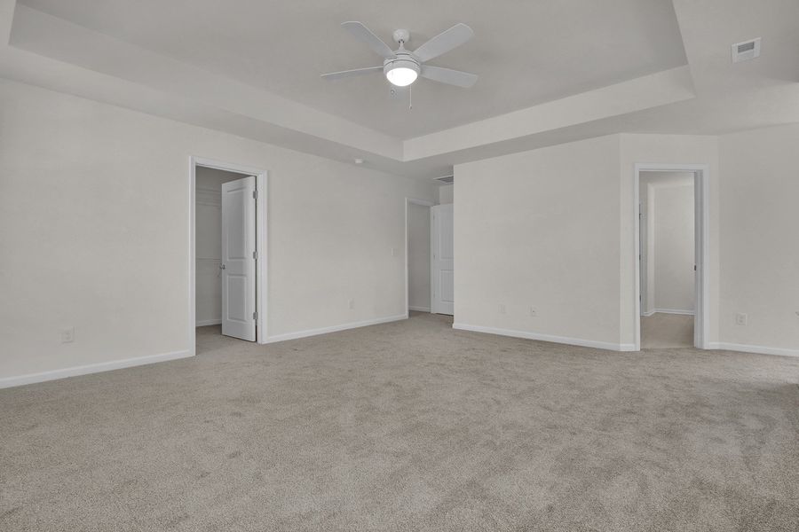 Spacious, unfurnished interior of a new home in Grand Park, Leland (Image 26).