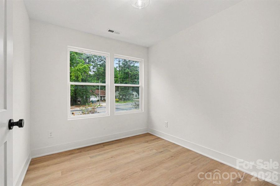 Spacious, unfurnished interior of a new home in , Charlotte (Image 27).