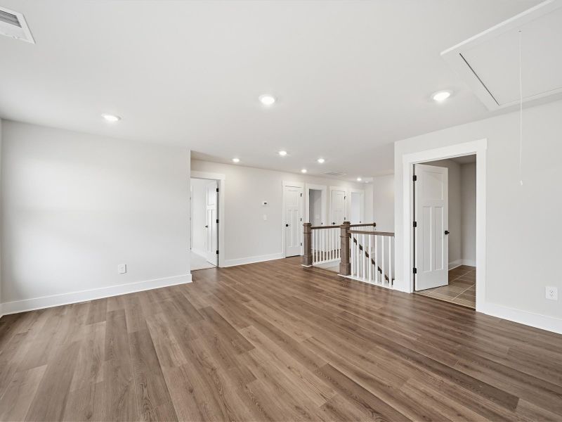 Spacious, unfurnished interior of a new home in Ashby Woods, Boiling Springs (Image 16). Spacious, unfurnished interior of a new home in Ashby Woods, Boiling Springs (Image 16).