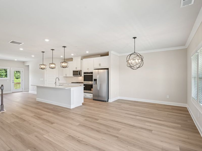 The Jordan floorplan with the Classic White Linen interior package.