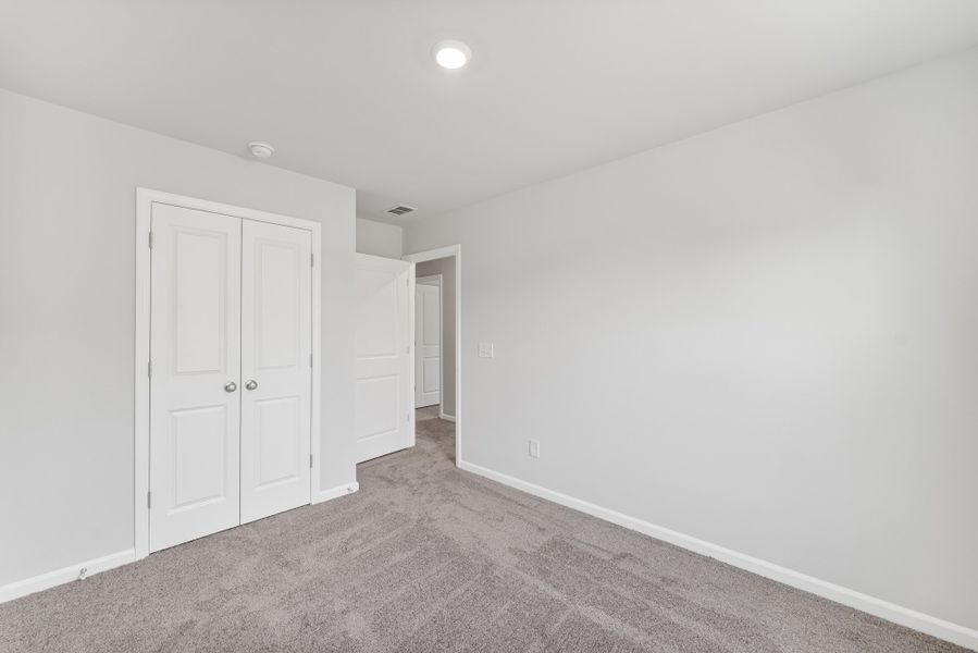 Spacious, unfurnished interior of a new home in Mayfair Village, Spartanburg (Image 24).