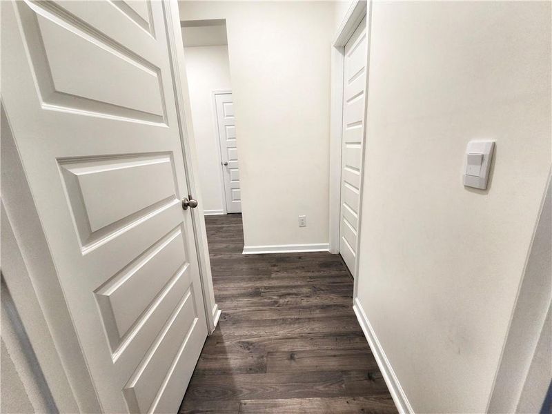 Spacious, unfurnished interior of a new home in Oakchase at Hampton, Hampton (Image 24).