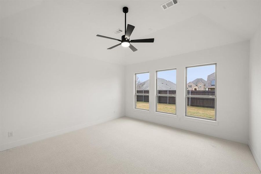 Spacious, unfurnished interior of a new home in Hawkins Meadows, Midlothian (Image 30).