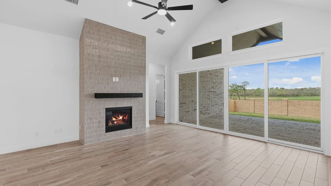Representative unfurnished interior of a home built from the Brentwood by Chesmar Homes in Briarley, Montgomery (Image 17). Representative unfurnished interior of a home built from the Brentwood by Chesmar Homes in Briarley, Montgomery (Image 17).