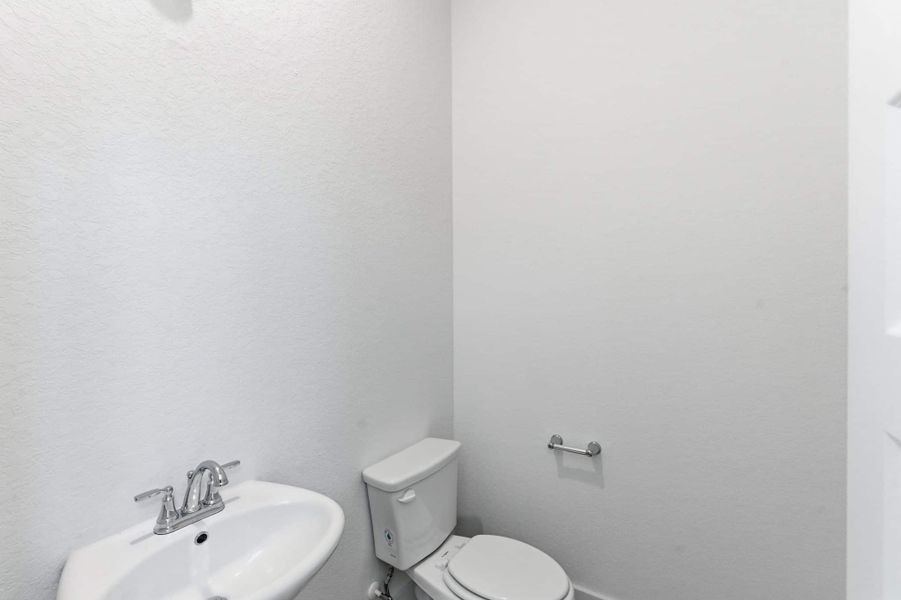 Furnished interior view inside a new home in Buffalo Crossing, Cibolo (Image 15). Furnished interior view inside a new home in Buffalo Crossing, Cibolo (Image 15).