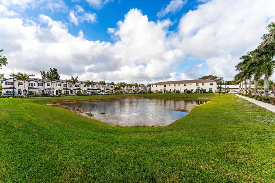 Image 33 of a home in .