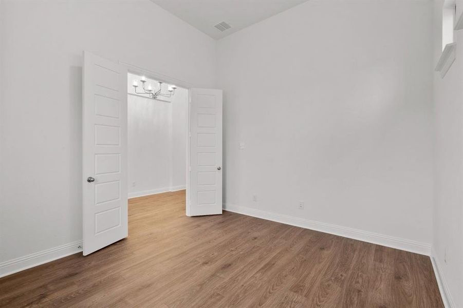 DAL_Painted Tree_Kilgore IV_4213 Attwater Street (4)