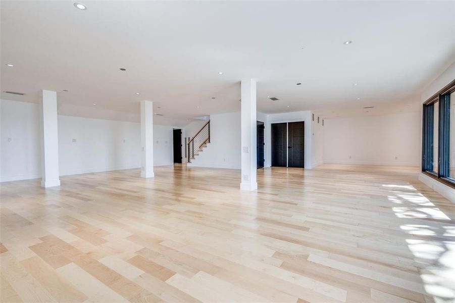 Spacious, unfurnished interior of a new home in , Oak Point (Image 24). Spacious, unfurnished interior of a new home in , Oak Point (Image 24).