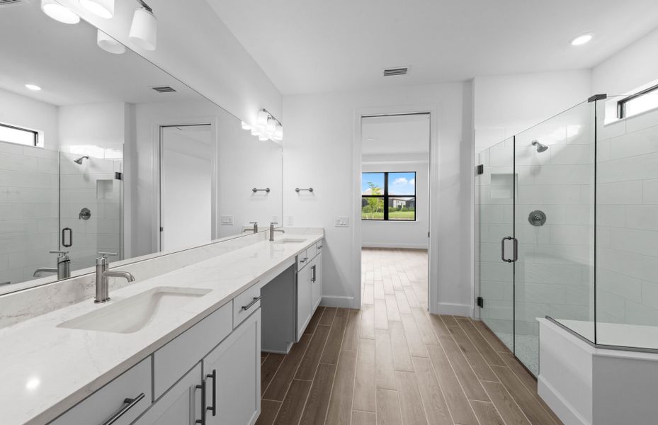 Furnished interior view inside a new home in Del Webb Naples, Immokalee (Image 5).