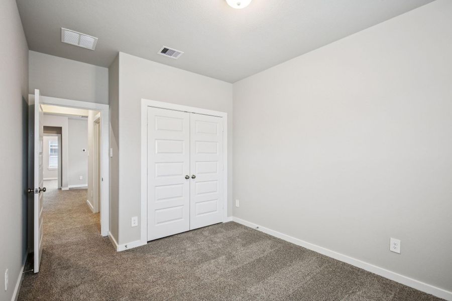 Photo is not of the actual home but is an inspirational photo of builder’s model home and may depict options, furnishings, and/or decorator features that are not included. Photo is not of the actual home but is an inspirational photo of builder’s model home and may depict options, furnishings, and/or decorator features that are not included.