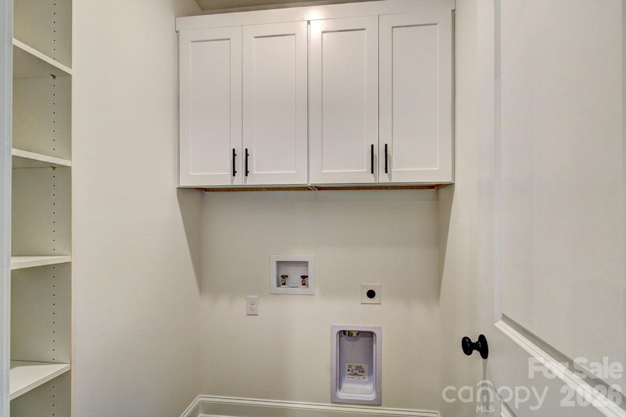 Image 11 of a home in .