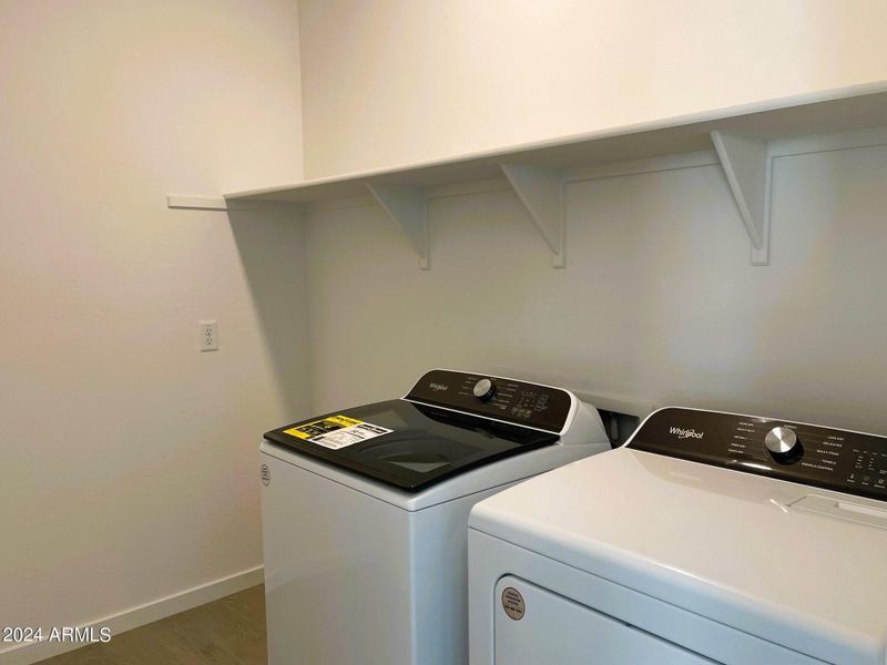 LARGE LAUNDRY ROOM DEDICATED-BADGETT