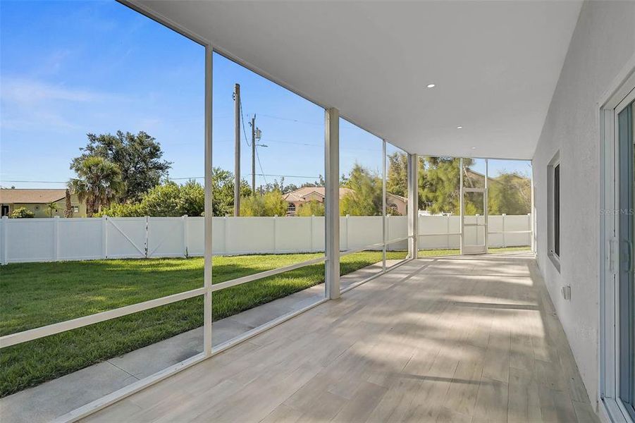 Exterior details and patio area of a home in , North Port (Image 23).