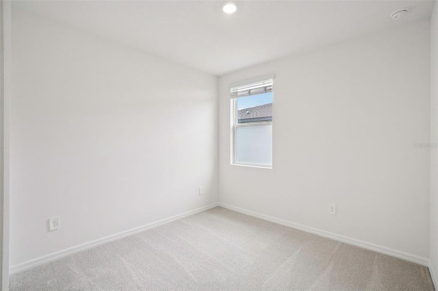 Spacious, unfurnished interior of a new home in , Brooksville (Image 20).