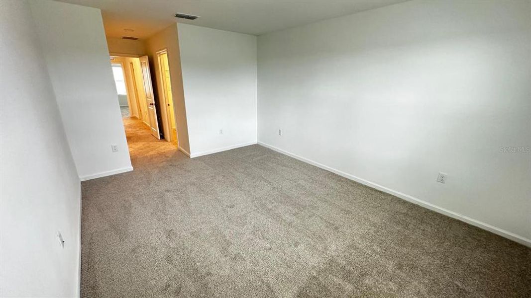 Spacious, unfurnished interior of a new home in , Kissimmee (Image 18). Spacious, unfurnished interior of a new home in , Kissimmee (Image 18).