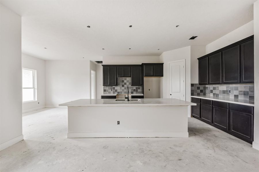 Image 8 of a home in . Image 8 of a home in .