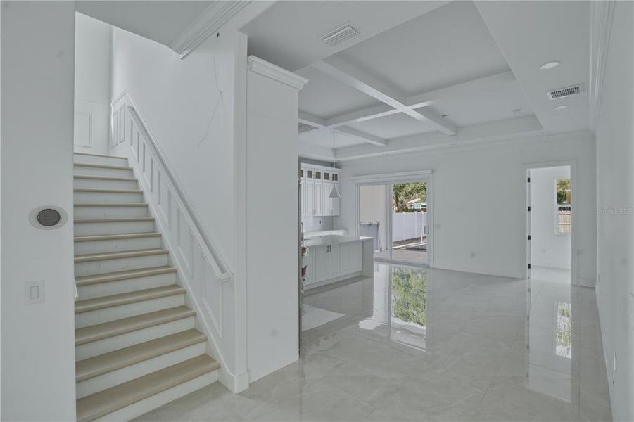 Spacious, unfurnished interior of a new home in , Safety Harbor (Image 10).